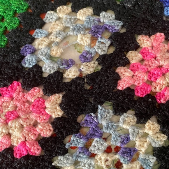 Vintage multi color crochet oblong accent blanket - Picture 6 of 8